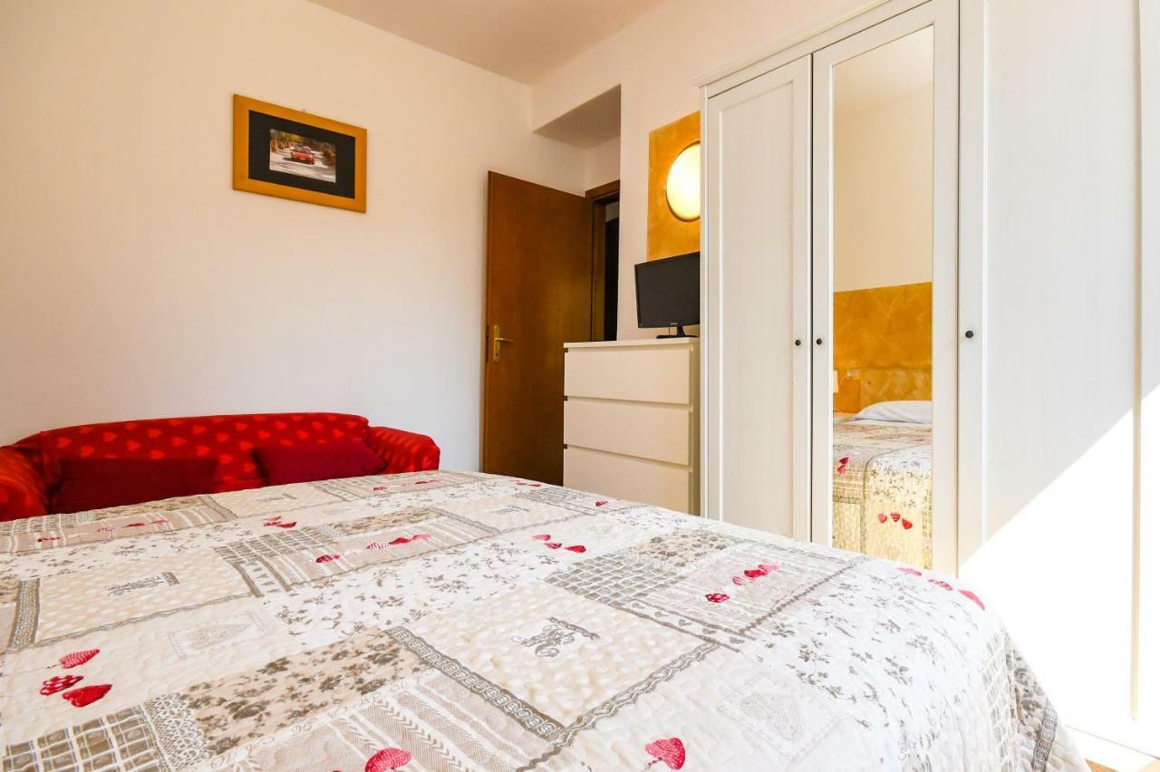 Catullo Apartments 시르미오네 외부 사진