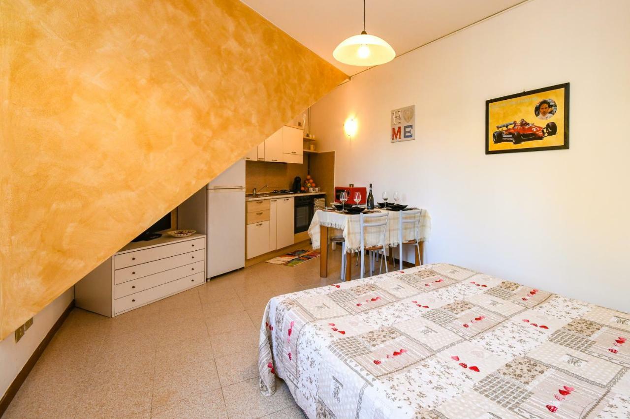 Catullo Apartments 시르미오네 외부 사진