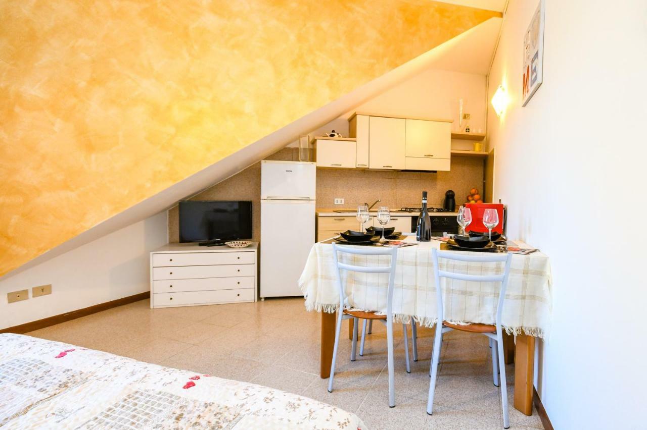 Catullo Apartments 시르미오네 외부 사진